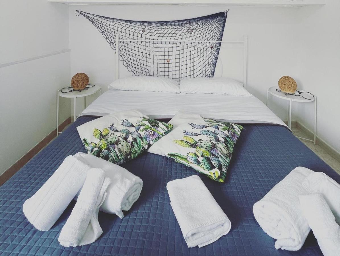 Al Meriggio Apartments Brucoli Ngoại thất bức ảnh